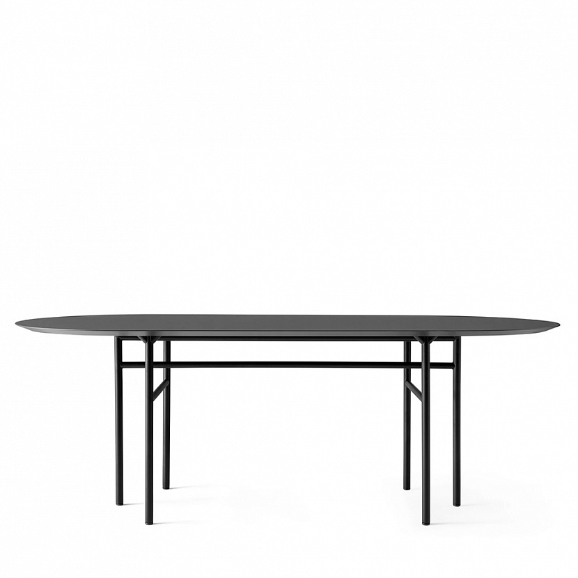 Snaregade Oval Table